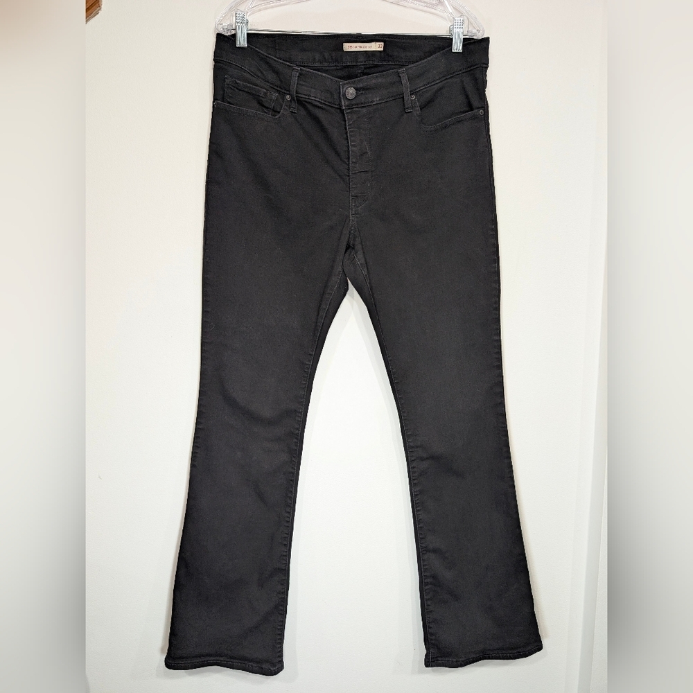 Levi's 315 Shaping Bootcut Women's 33 Jeans Black Stretch Slim Through Thigh
